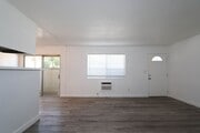 Photo - 460 Vista Ave Unit B