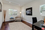 Photo - 831 S Curson Ave