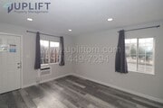 Photo - Swift Ave (4233-4239) Unit 4233