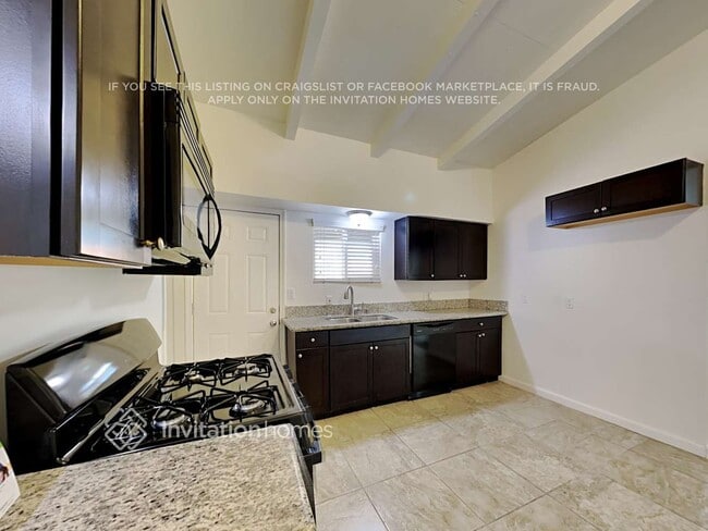 Photo - 13515 Raven St