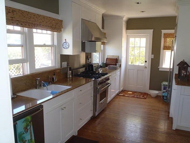 Photo - 525 3rd St Unit Main