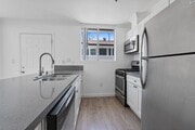 Photo - Spacious 2-Bed / 2-Bath Apartment in Prime Hollywood Location Unit Barton  - #203