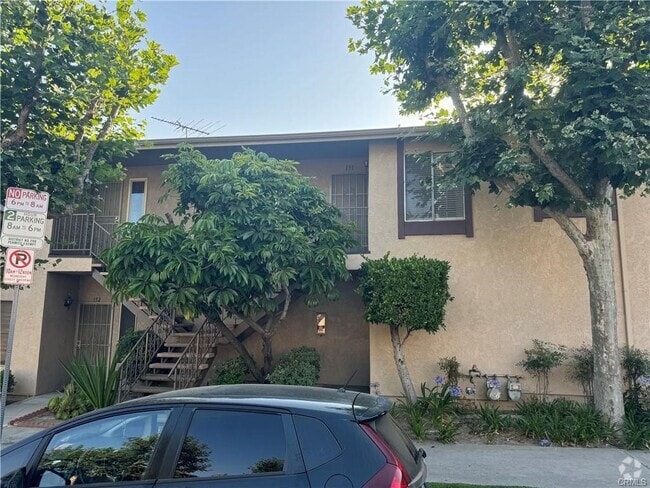 Building Photo - 2331 Lillyvale Ave Unit 151 Rental
