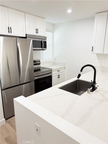 Building Photo - 17000 Burbank Blvd Unit 203