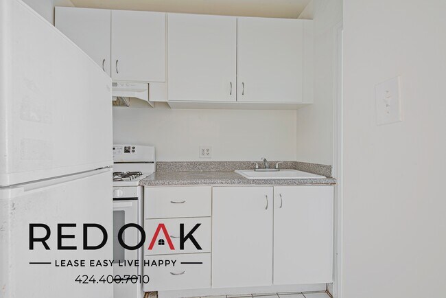 Photo - 723 S Mansfield Ave Unit 205