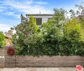 Photo - 718 Marine St House