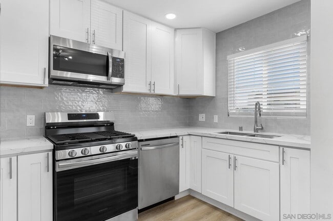 Photo - 3817 Marlborough Ave Apartment Unit 3817