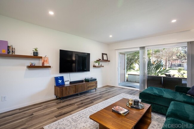 Building Photo - 6059 Rancho Mission Rd Unit 106 Rental