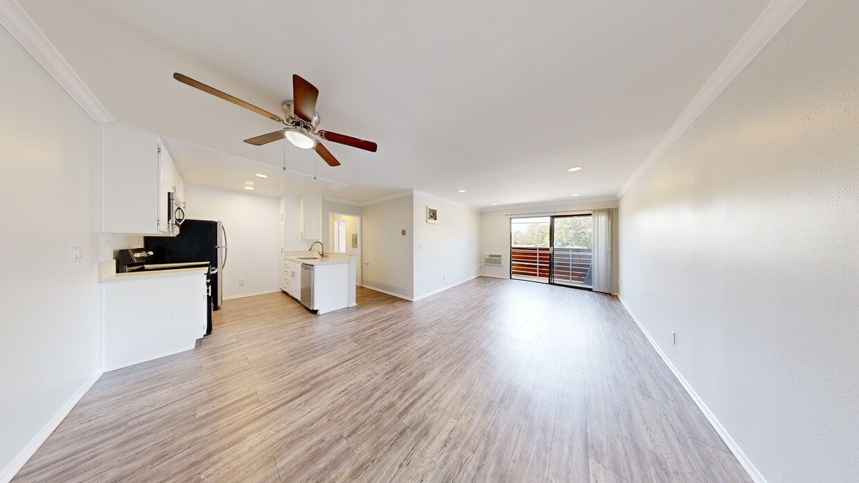 3D Tour - 4444 Ensign Avenue Apartments