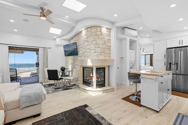 Photo - Fully Furnished Oceanfront Condo on Mission Beach Boardwalk