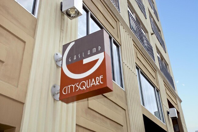 Photo - Beautiful Furnished Top Floor Unit Unit #7051