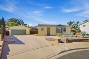 Photo - 1677 Sandos St