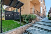 Photo - 105 Marguerita Ave Condo Unit D