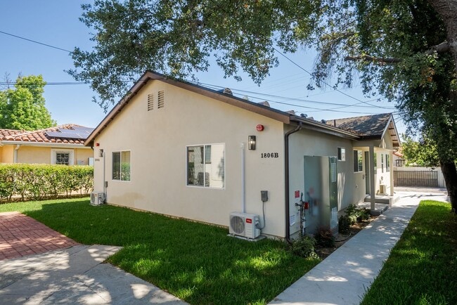 Building Photo - 2 Bed | 2 Bath | Alhambra School District Unit B