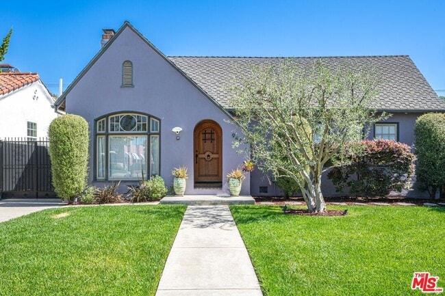 Building Photo - 944 S Hudson Ave