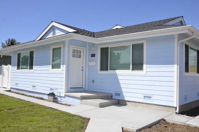 Photo - 3605 W 181st St