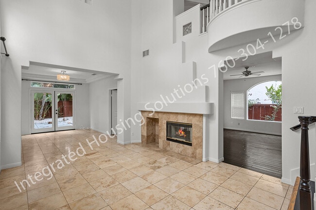 Photo - 2552 Sea Scape Glen