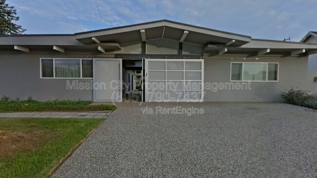 Building Photo - 5339 Berkeley Rd