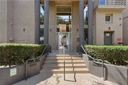 Photo - 640 W W 4th St