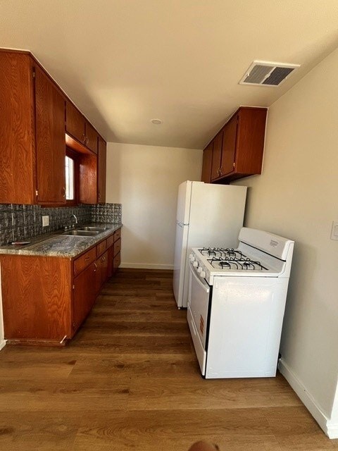 Floor Plan - 2 Bedroom. 1 Bath. 0 Half