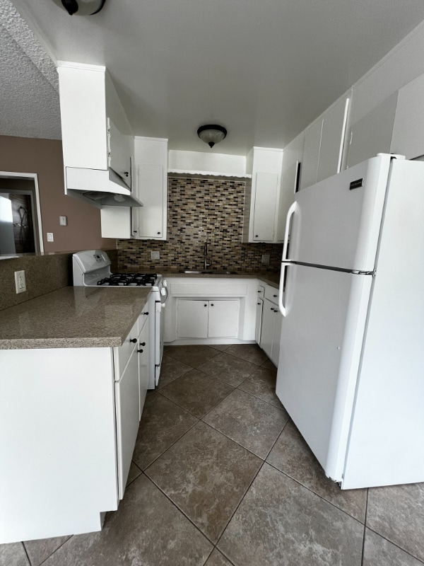 Photo - 5323 Ruby St