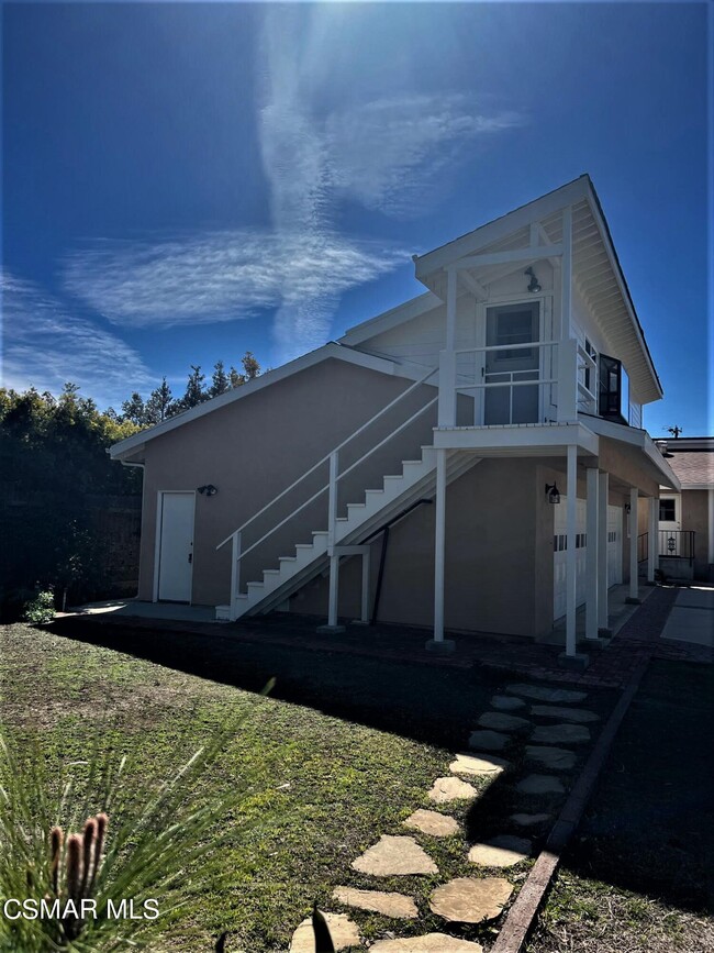 Photo - 1415 E Hillcrest Dr Condo