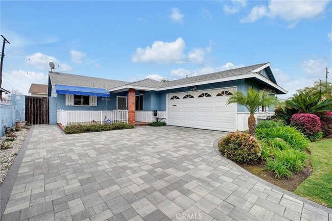 Photo - 17230 Bonham Ave