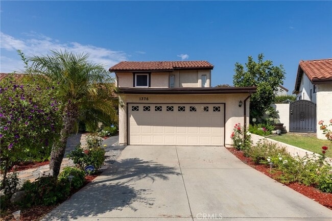 Photo - 1376 Orchard Cir House