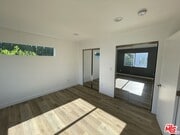 Photo - 1554 Winona Blvd