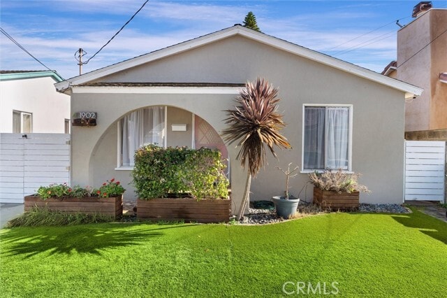 Building Photo - 1902 Condon Ave