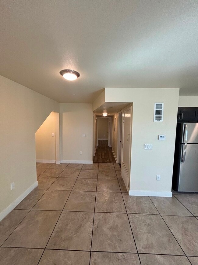 Photo - 123 1/2 E 88th St