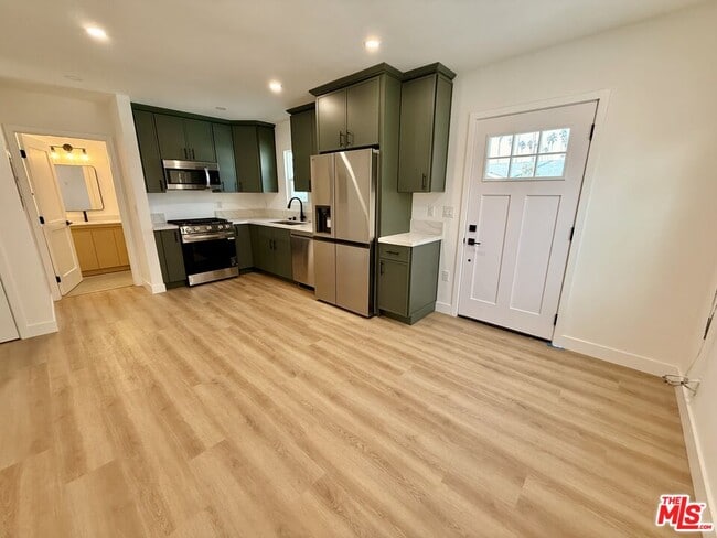 Photo - 3900 2nd Ave