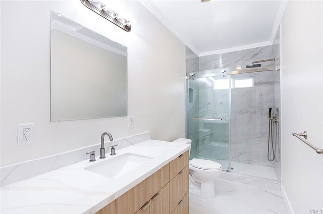 Photo - 720 E Windsor Rd