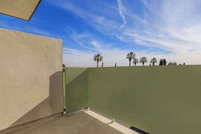 Photo - Aqua Courtyard Suites