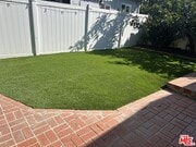 Photo - 1444 Yale St