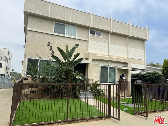 Photo - 233 N Park View St Unit 9