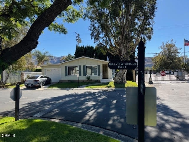 Photo - 975 W Telegraph Rd