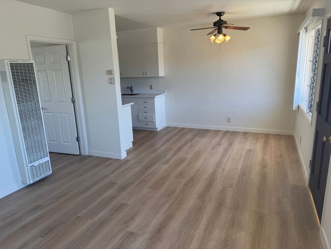 Photo - Meade Ave. 3032 Unit 3032