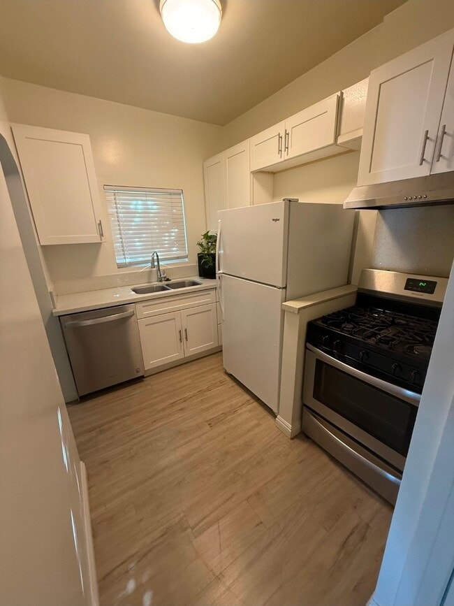Photo - 1055 Mira Mar Ave.