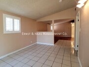 Photo - 3310 E Curry St