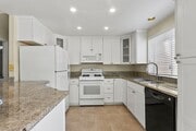 Photo - Stylish 2-Bedroom Townhouse in Marina Hills