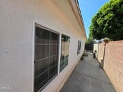 Photo - 16034 San Fernando Mission Blvd