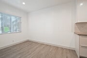 Photo - 1127 18th St Apartment Unit 03
