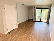 Photo - Stylishly 1-Bedroom Condo in Palm Springs ... Unit J100