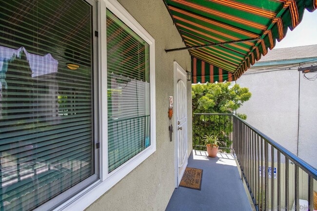 Building Photo - 3616 E 10th St Unit C