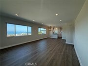 Photo - 665 W 34th St Unit 4