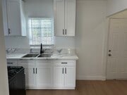 Photo - 2651 S Cloverdale Ave Unit 2651