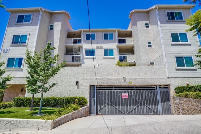 Building Photo - 821 Austin Ave Unit 208