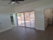 Photo - 6250 S Van Ness Ave Unit 6250