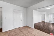 Photo - 5319 1/2 Normandie Ave Condo